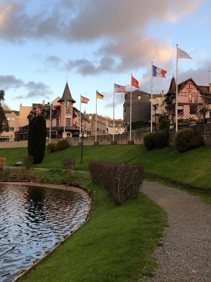 Bagnoles de l'Orne Normandie Manoir De La Prise Tarot B&B 외부 사진